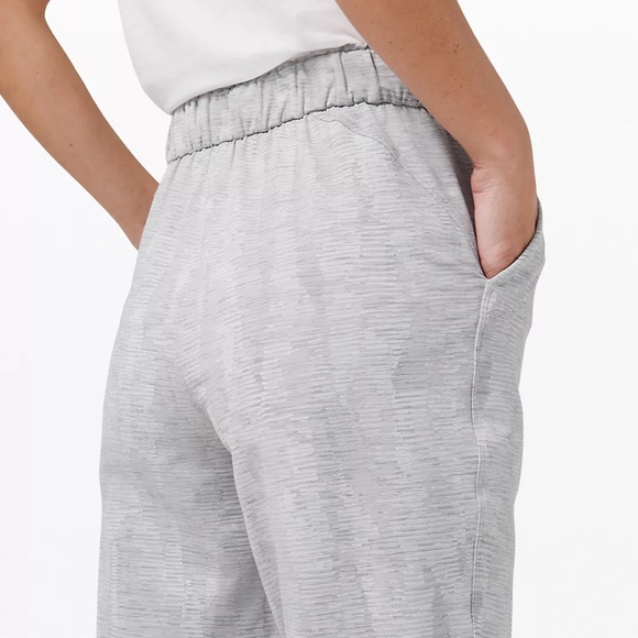 Lululemon Keep Moving 7/8 pant Jacquard - Picture 4 of 7